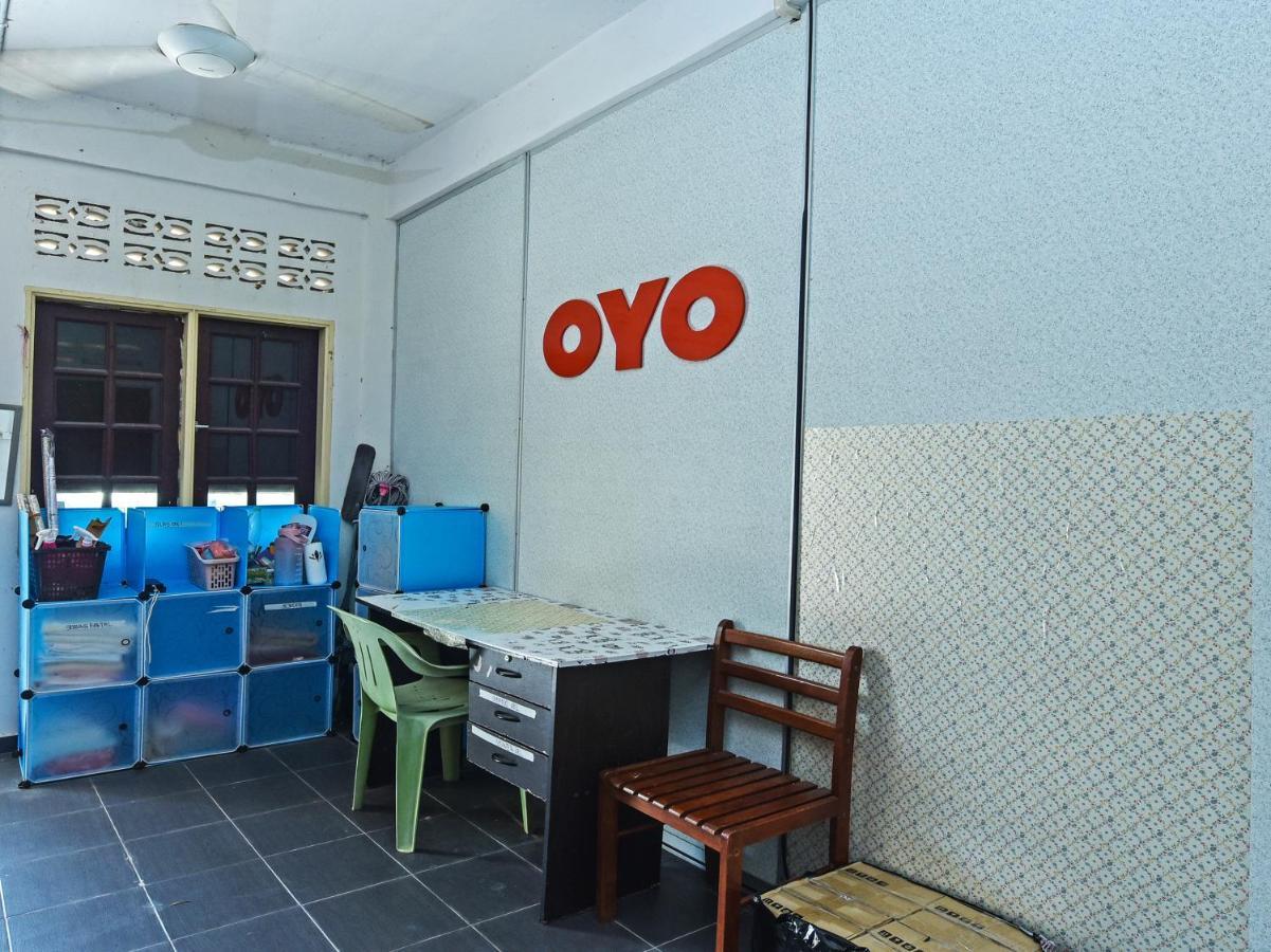 Oyo 90315 Chalet Pantai Rantau Panjang クアラ・ロンピン エクステリア 写真